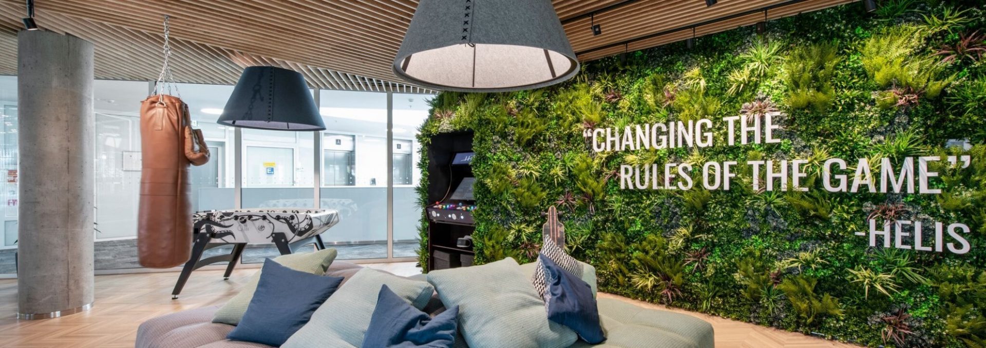 Artificial Green Walls For Offices - Vistafolia The Home Of Artificial Living  Walls