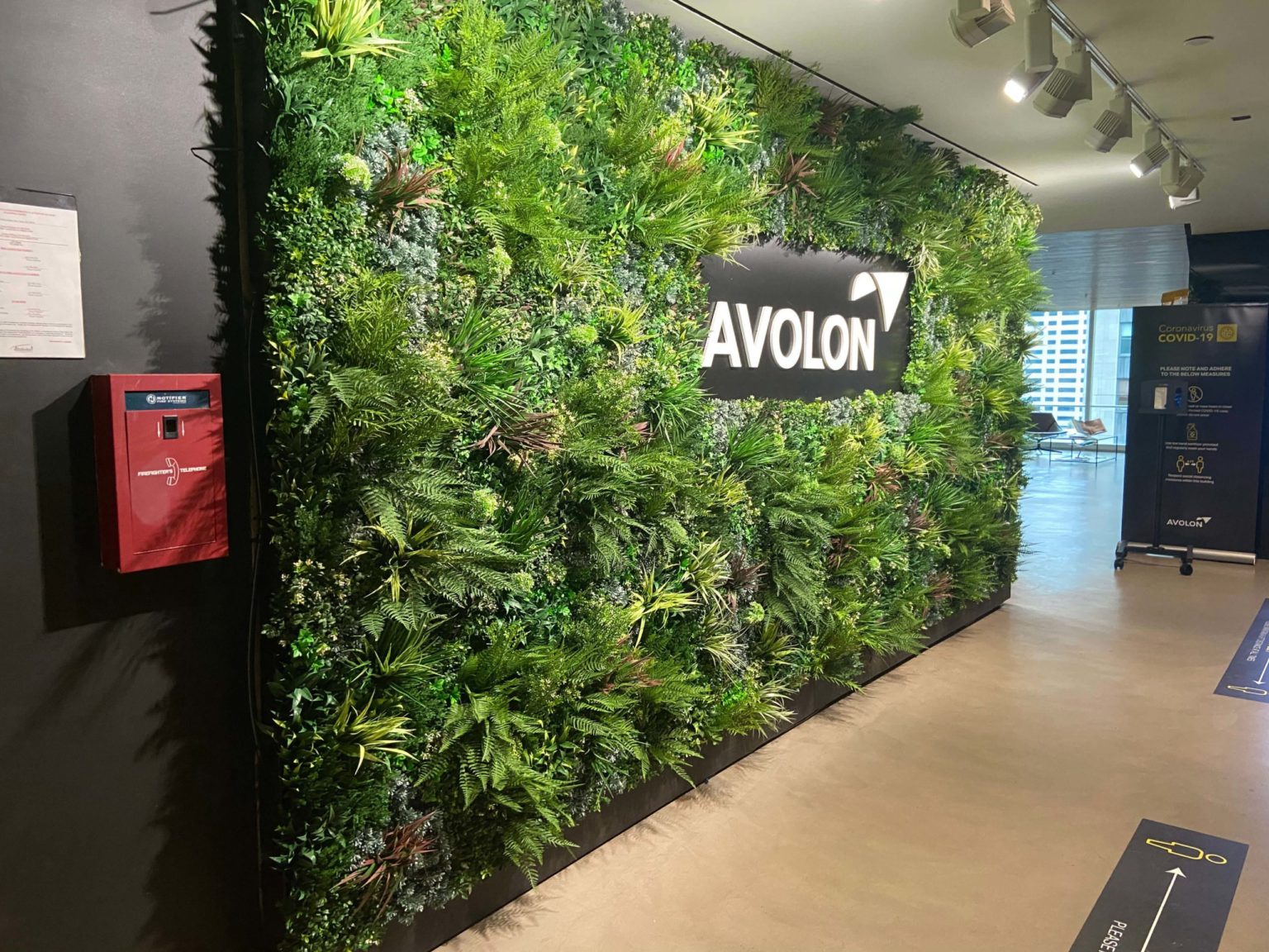 Office entrance in New York with a Green Wall