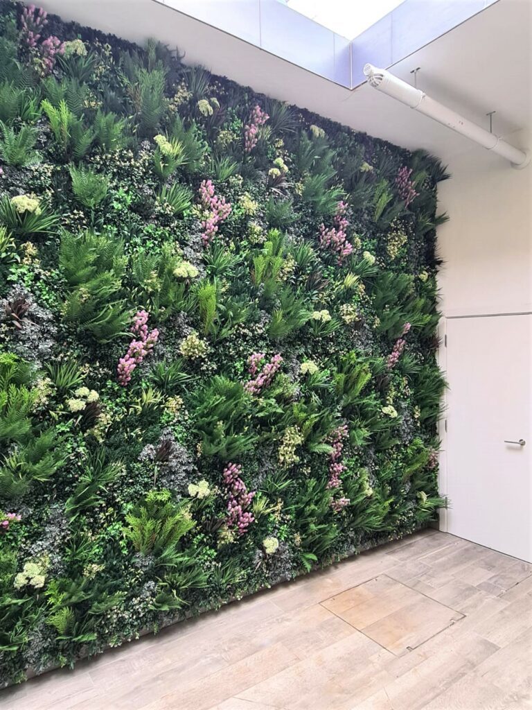 An Artificial Green Wall in a London Basement